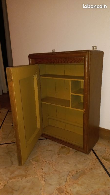 Armoire de toilette ancienne (image 1)