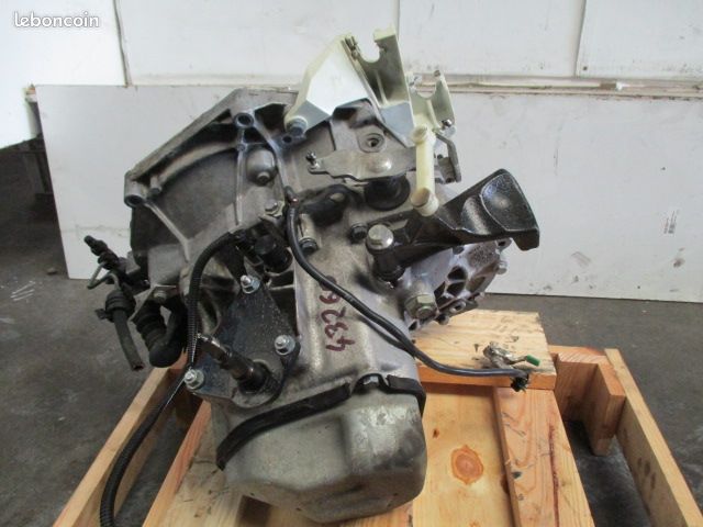 Moteur Peugeot Citroen 1.4L essence référence KFU + boite & calculateur moteur Magnetti Marelli (image 4)