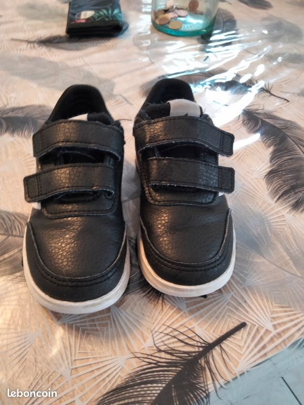 Basket adidas enfant (image 2)