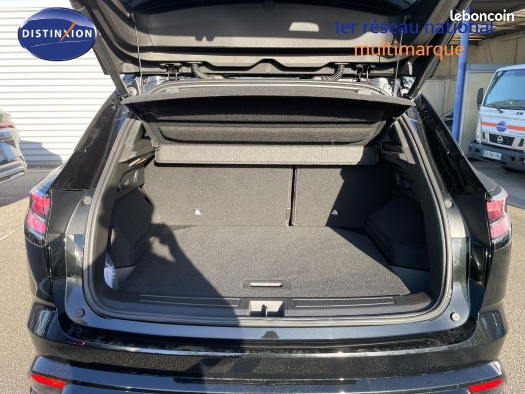 Renault AUSTRAL E-TECH FULL HYBRID 200 ESPRIT ALPINE (image 10)