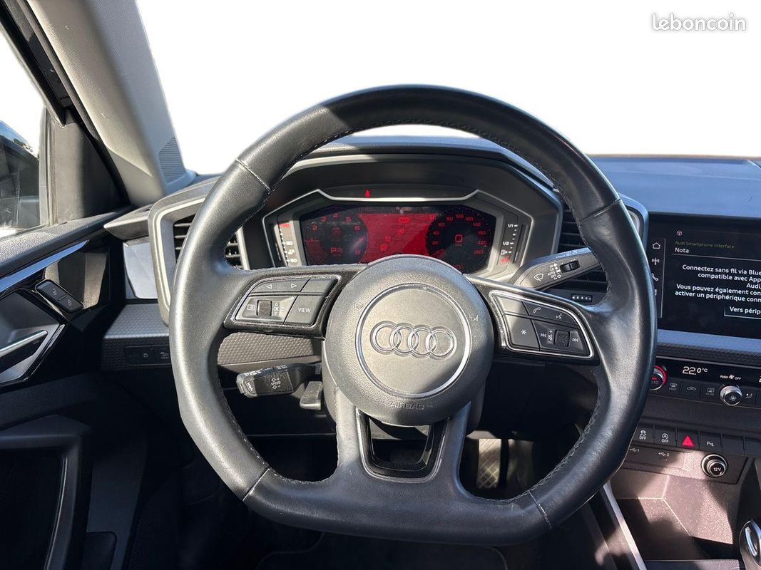 AUDI A1 Sportback 35 TFSI 150 ch S tronic 7 Design Luxe (image 16)