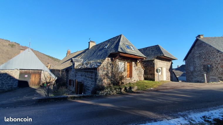 Maison 10 pièces 127 m²
