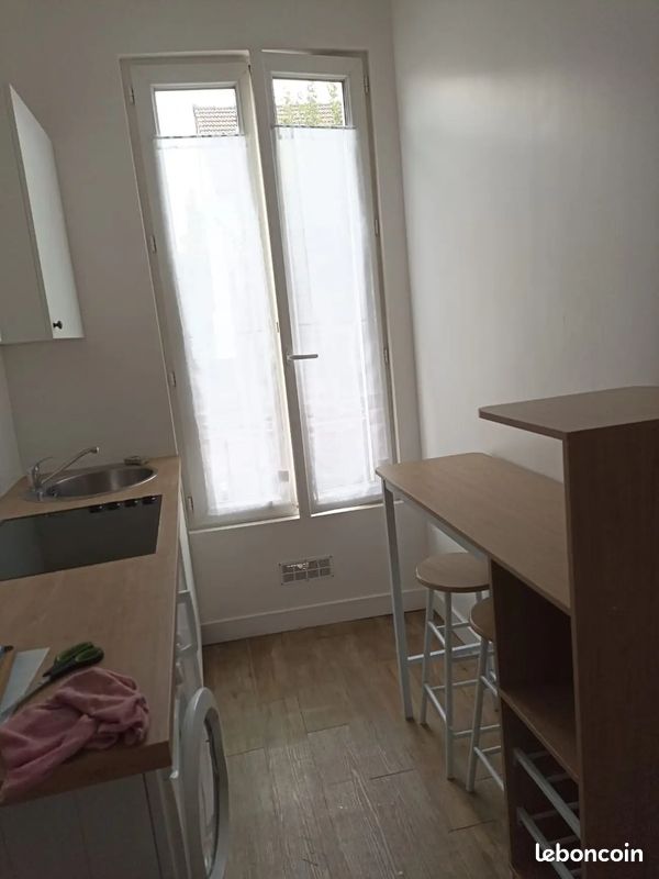 Appartement 1 pièce 17 m² · à Argenteuil · 17 m² · 675 €/mois
