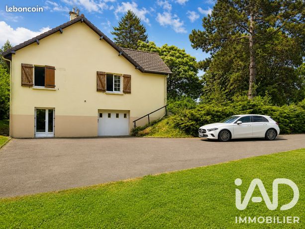Maison 8 pièces 136 m²
