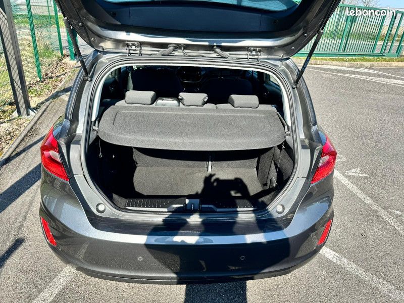 Ford FIESTA 1.5 TDCI 85CH CONNECT BUSINESS 5P (image 12)
