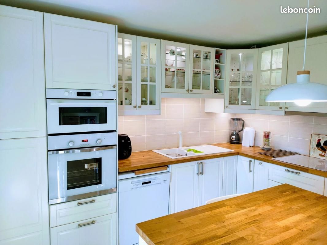 Maison 154 m² Confolens - Confolens 16500 (image principale 10)