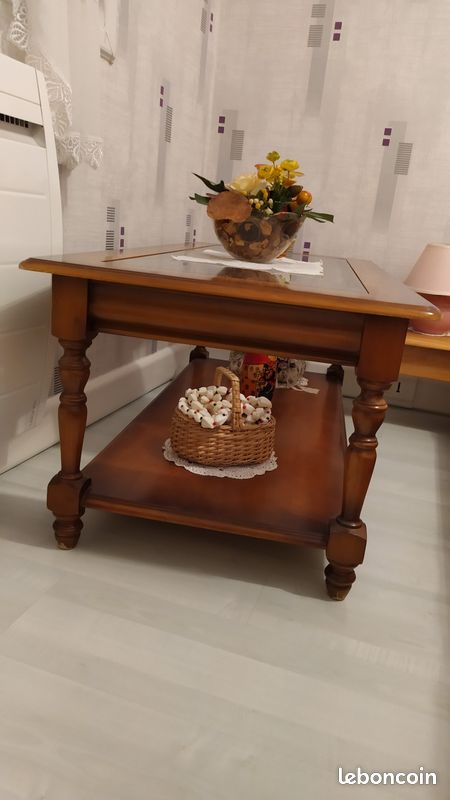 Table de salon (image 1)