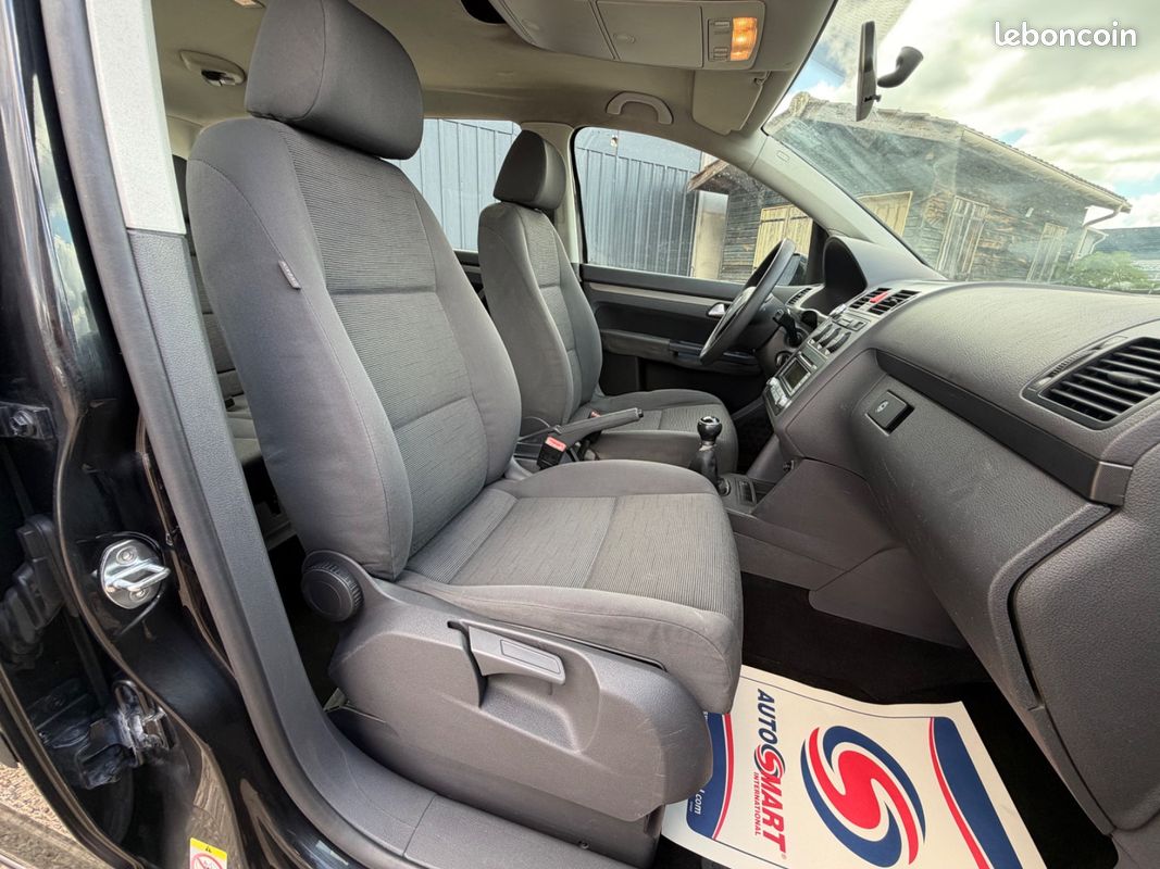 Volkswagen Touran 1.9 TDI Trendline (image 16)