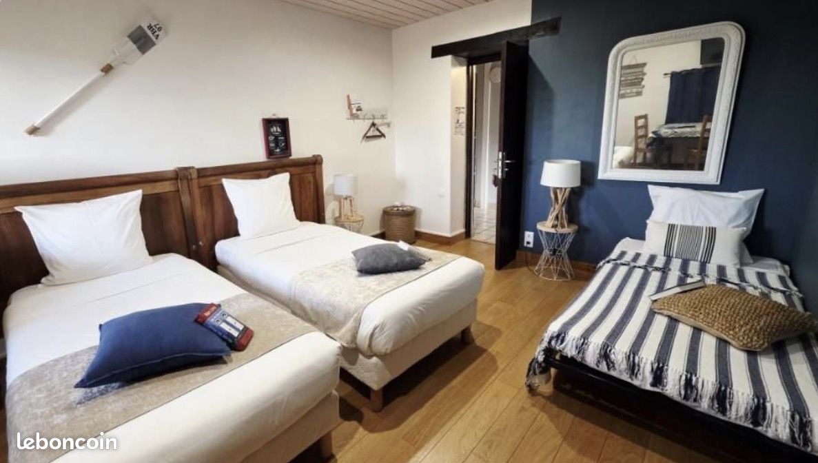 Maison 7 pièces 222 m² · à Ambérieux-en-Dombes · 222 m² · 335 000 €