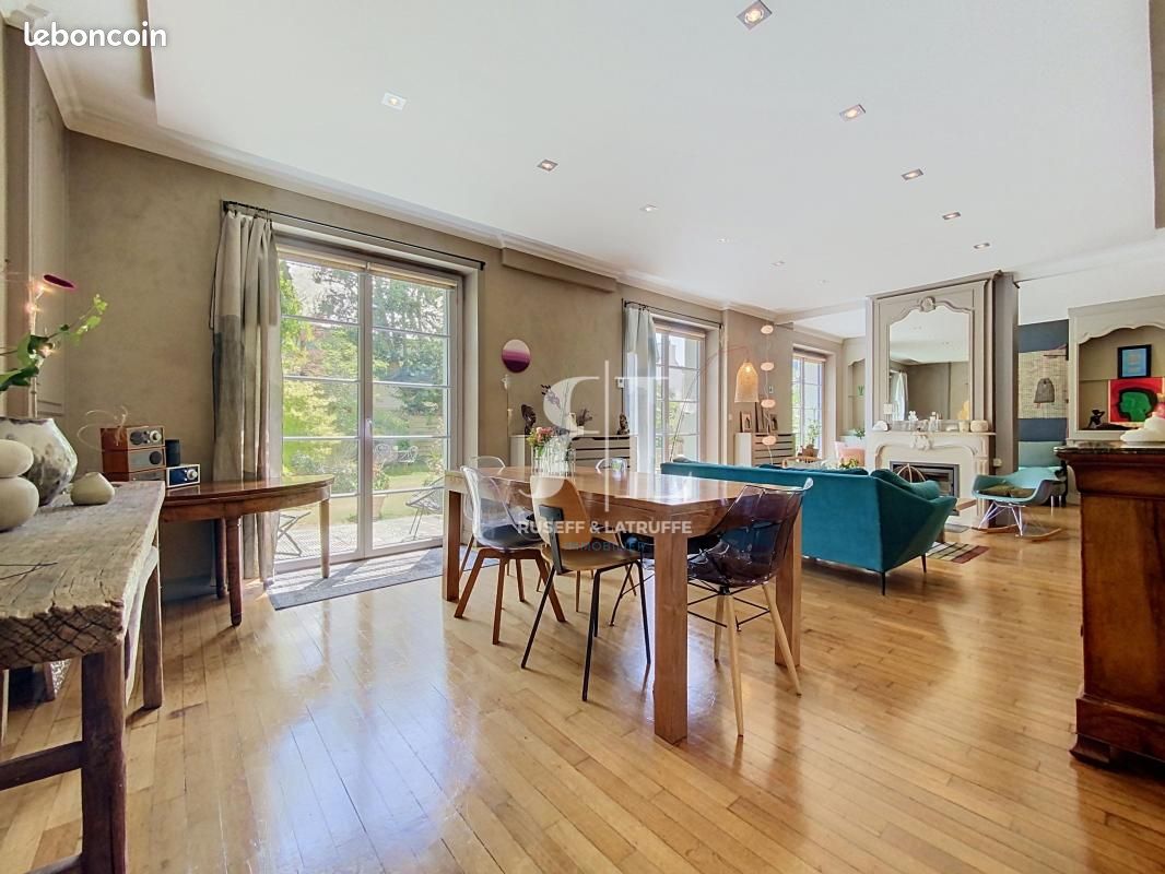Maison 6 pièces 204 m² · à Lorient · 204 m² · 703 500 €