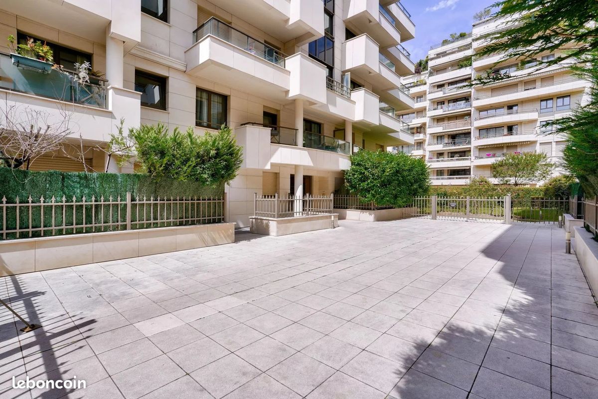 Appartement 2 pièces 44 m² · à Levallois-Perret · 44 m² · 399 000 €