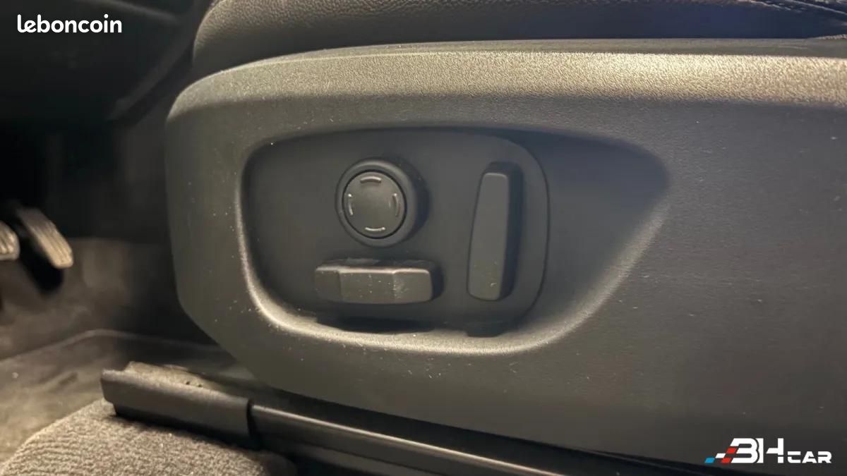 Land Rover Discovery Sport 2.2 SD4 190 HSE 4WD - 2015 - 115 000 KM - BVA - CT OK - KIT DISTRIBUTION (image 30)