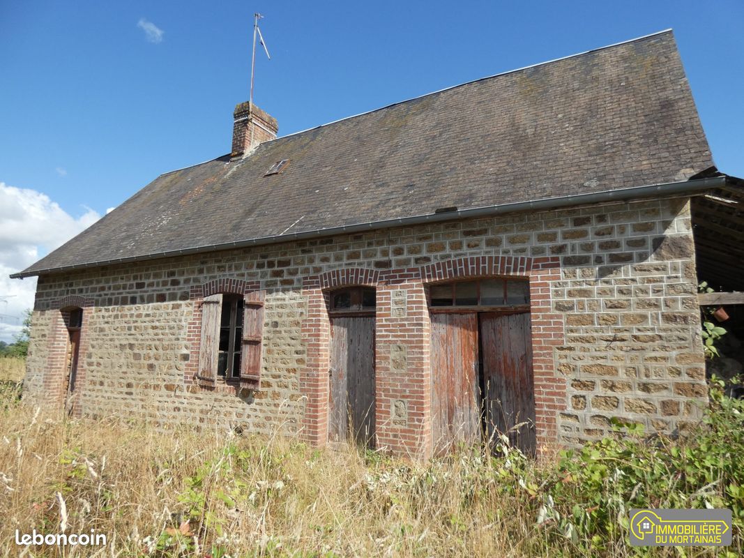 Maison 1 pièce 62 m² · à Grandparigny · 62 m² · 31 000 €
