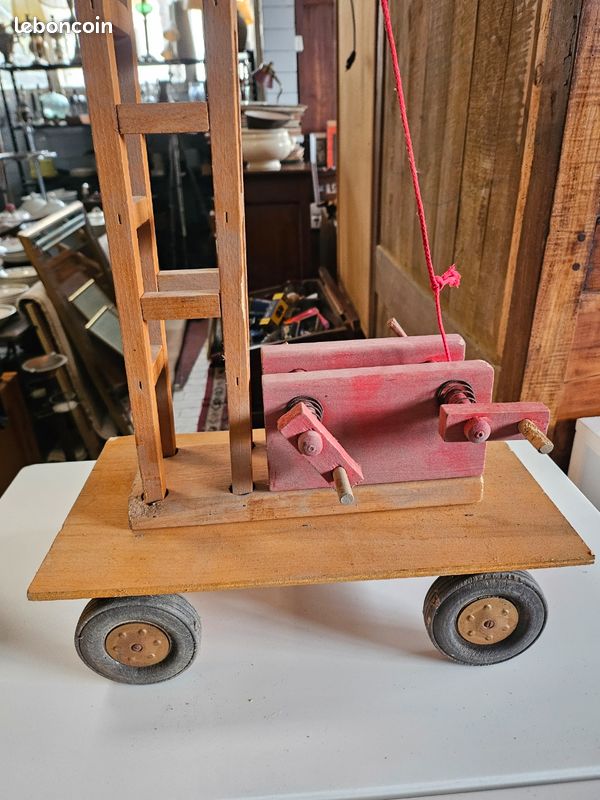 Jouet en bois dejou grue vintage (image 2)