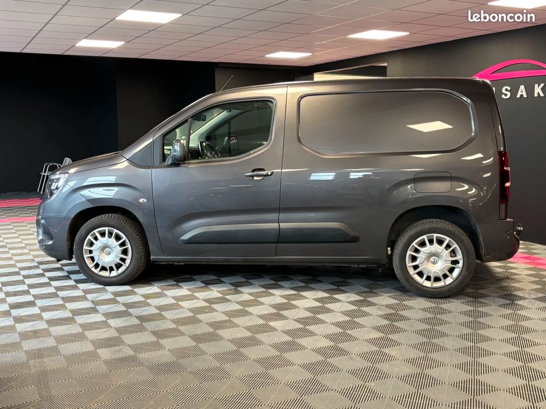 Opel combo cargo 1.5 130 ch s/s l1h1 standard bva8 pack business (image 2)