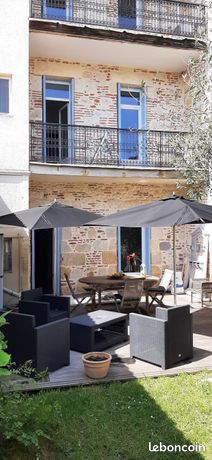 Maison de charme centre ville AGEN à louer à l 'année à partir de fin aout ,voir avant
