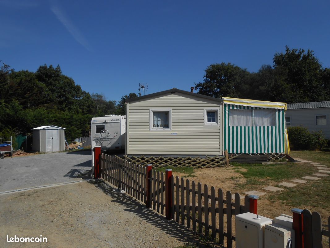 A vendre terrain de loisir avec mobil-home pour 4-5 personnes à Penestin · à Pénestin · 100 000 €