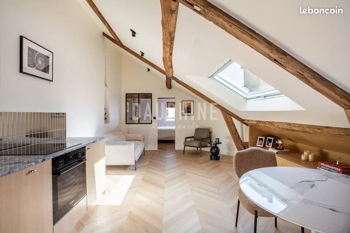 Appartement 3 pièces 42 m² · à Paris · 42 m² · 699 000 €
