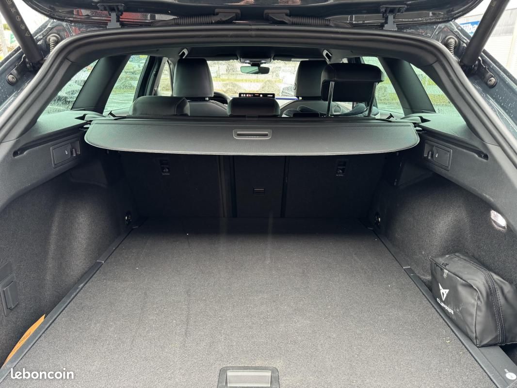 Cupra Leon SPORTSTOURER 1.5 eTSI Hybrid 150 ch DSG7 V (image 23)