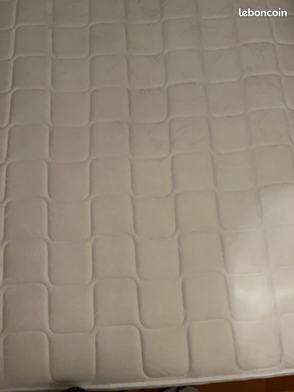 Matelas avec sommier tapissier (image 3)