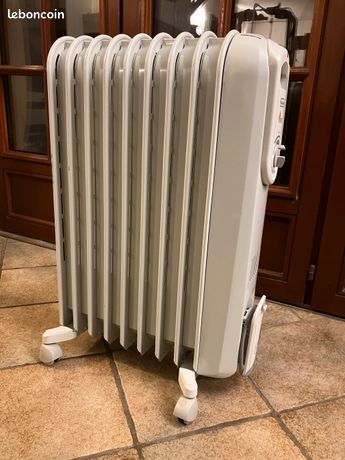 DELONGHI - Radiateur bain d'huile V551225 - Vento 2500W - Électroménager DELONGHI - Radiateur bain d'huile V551225 - Vento 2500W - Électroménager