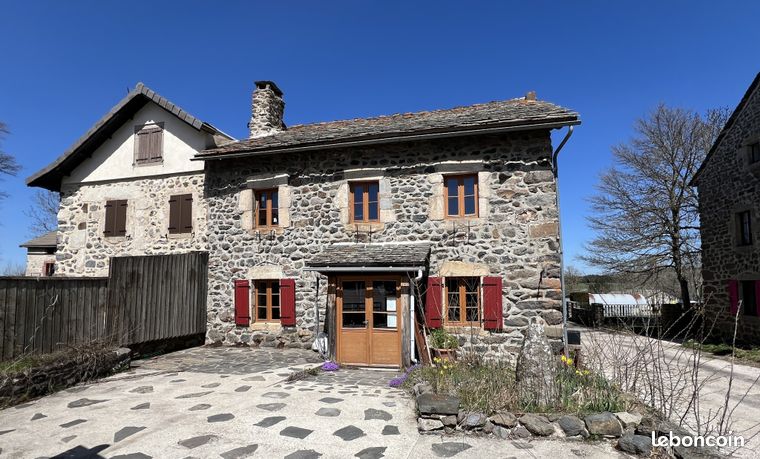 Gîte 6 pièces 238 m²