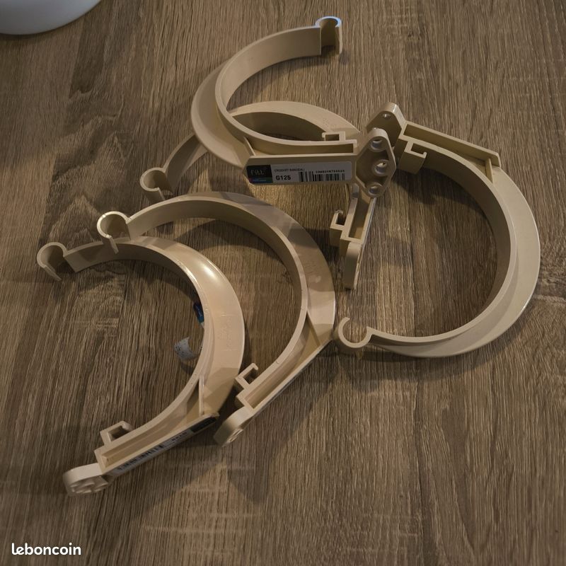 Pièces pour gouttière (image 1)