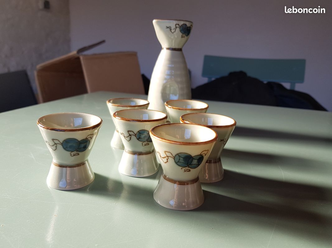 Service à saké (image 1)
