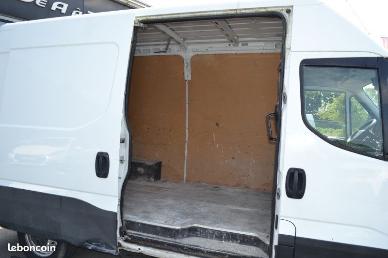Iveco DAILY 35S FG 35S14SV12 HI-MATIC (image 8)
