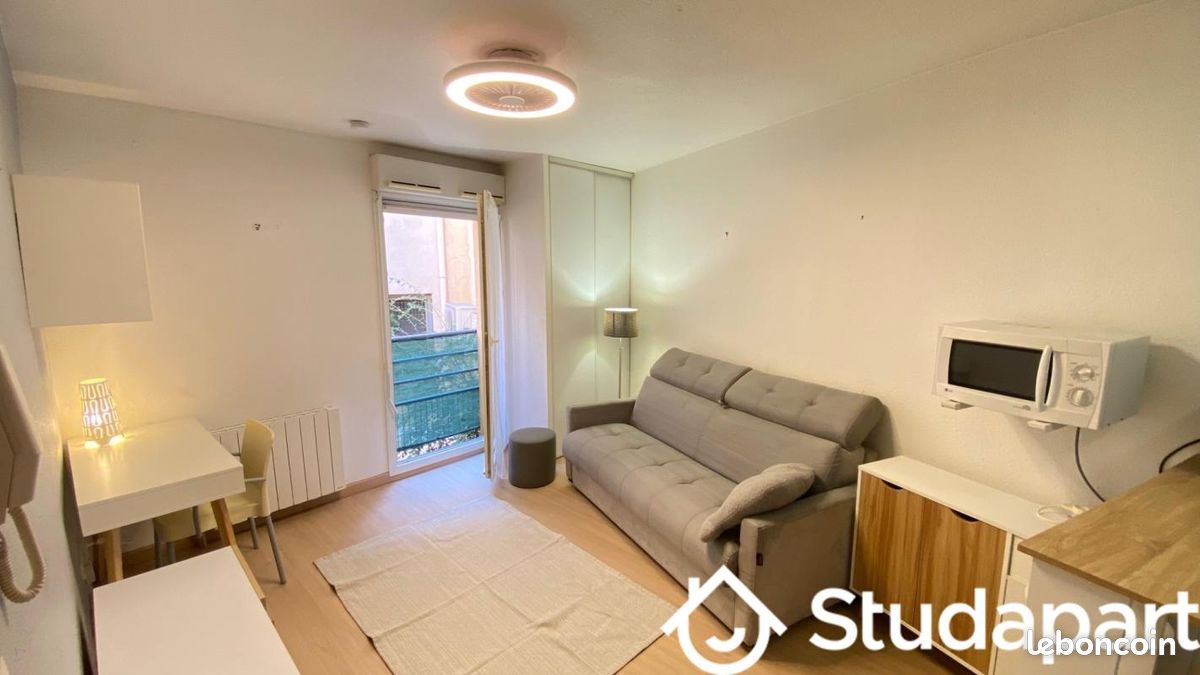 Appartement 1 pièce 18 m² · à Nîmes · 18 m² · 500 €