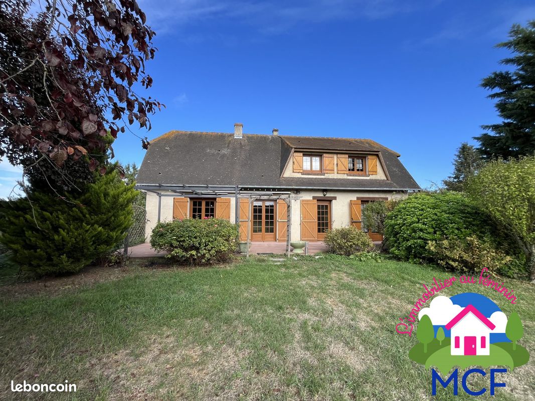 Maison 6 pièces 151 m² · à Bréval · 151 m² · 291 500 €