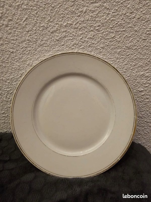 Assiette blanche (image 2)