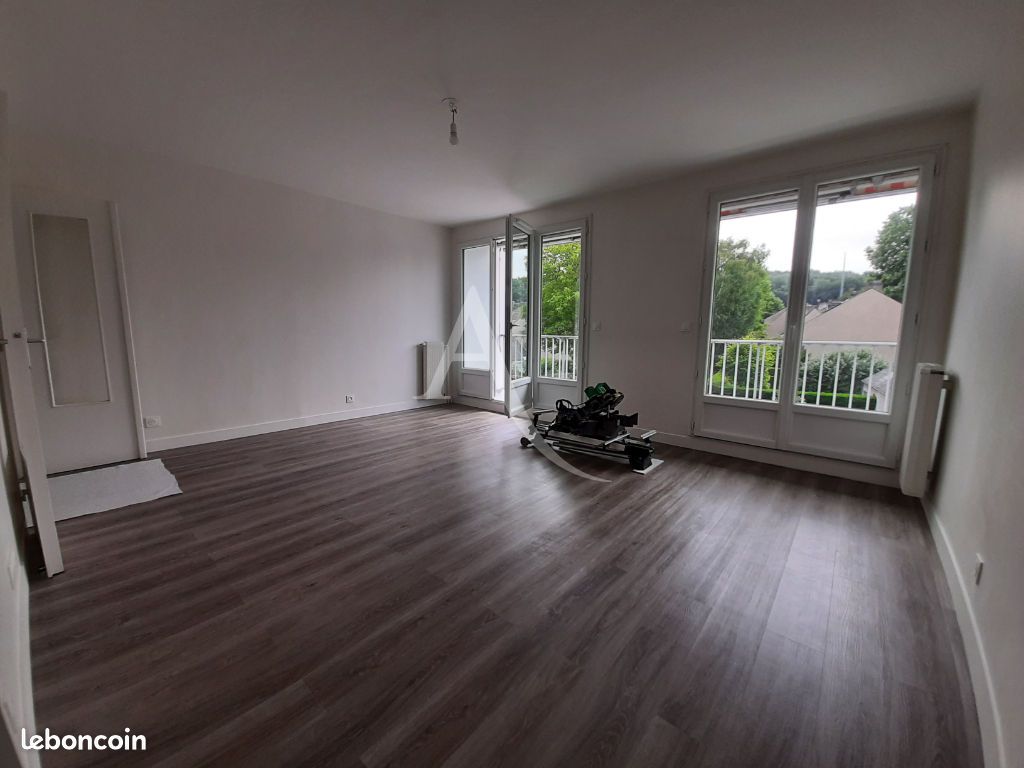 Appartement 3 pièces 54 m² · à Dourdan · 54 m² · 940 €/mois