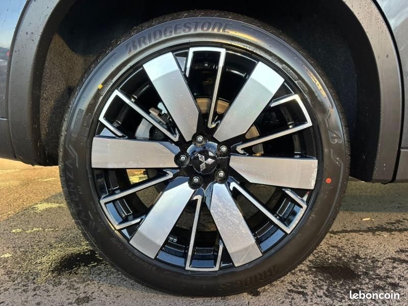 Mitsubishi Outlander 2.4 PHEV 306ch Intense 4WD (image 27)