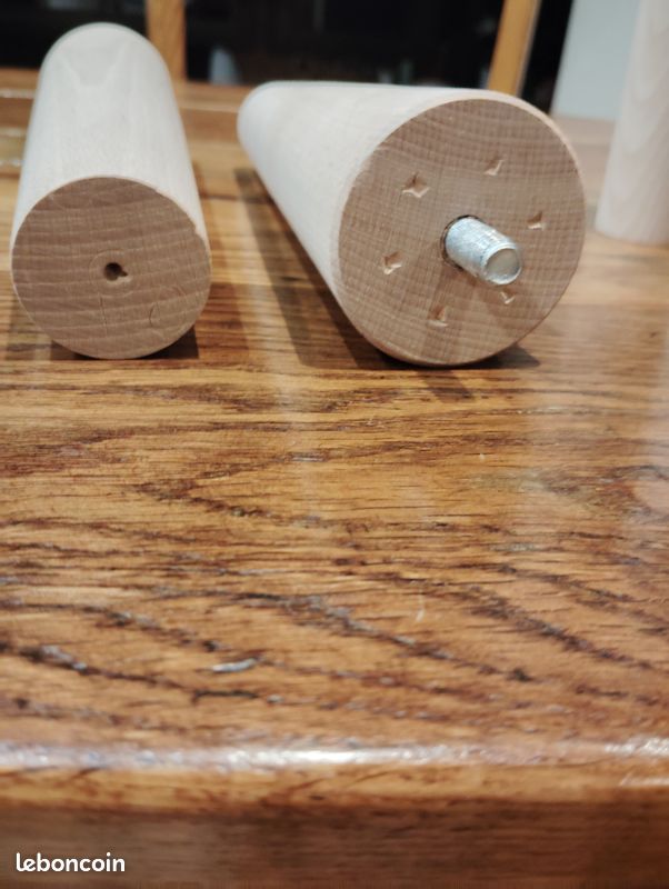 Lot De 4 Pieds En Bois De Hêtre Avec Plaque De Montage Installée. Lot De 4 Pieds De Meubles De 8,10,12,15,20 Cm De Haut, Pieds En Bois Coniques Droits. (4 Pièces 15