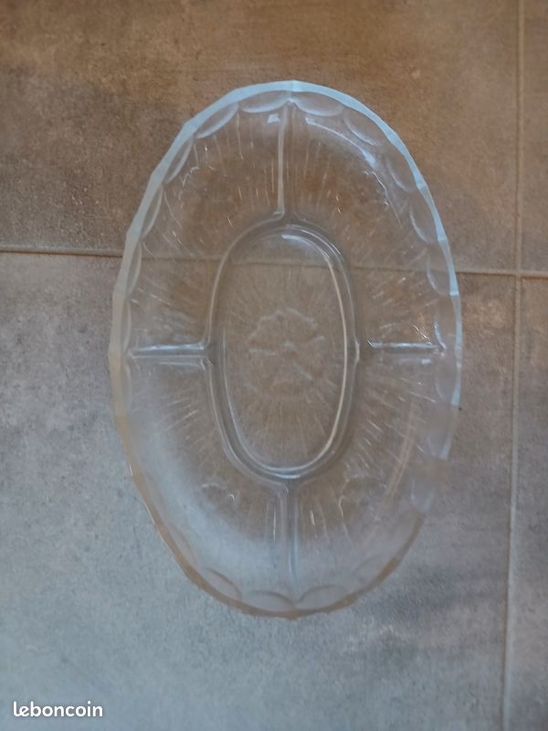 Plat d'apéritif en verre (image 2)