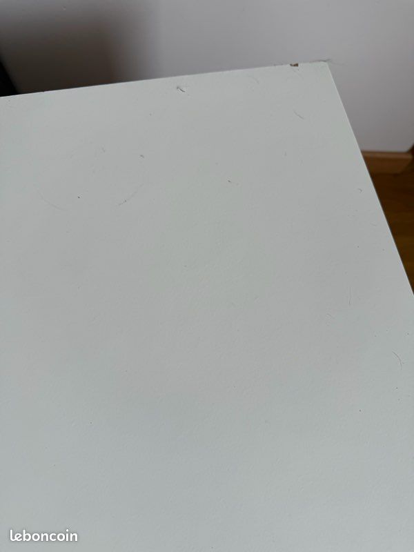 Table de nuit blanche (image 2)