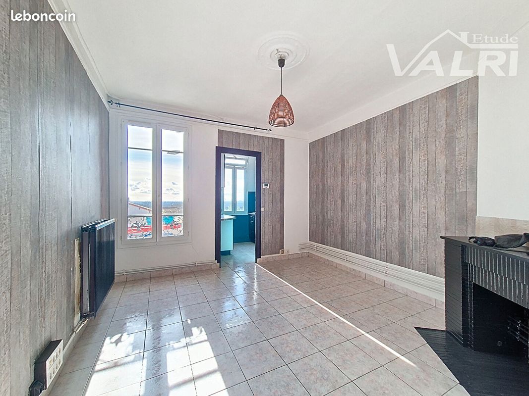 Appartement 2 pièces 33 m² · à Fontenay-sous-Bois · 33 m² · 158 000 €