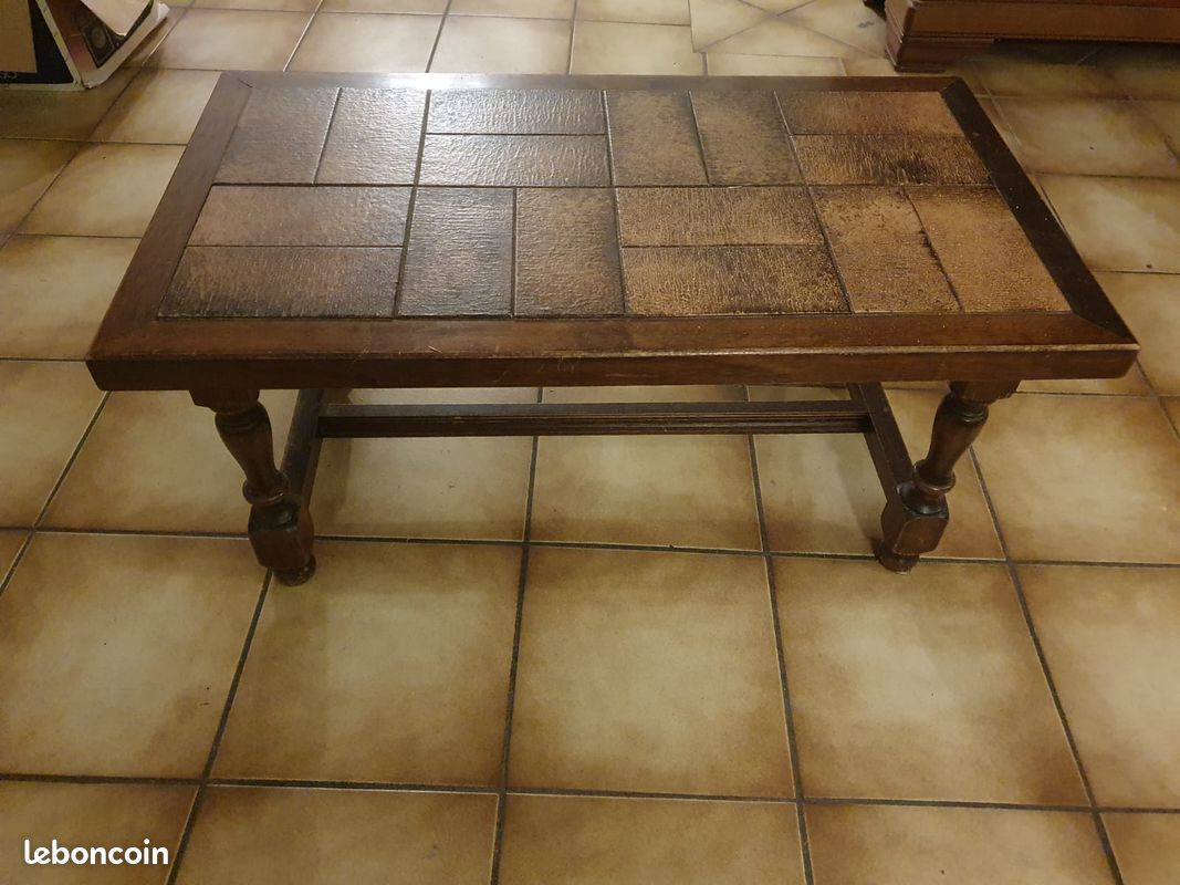 Table de salon bois et carrelage (image 2)