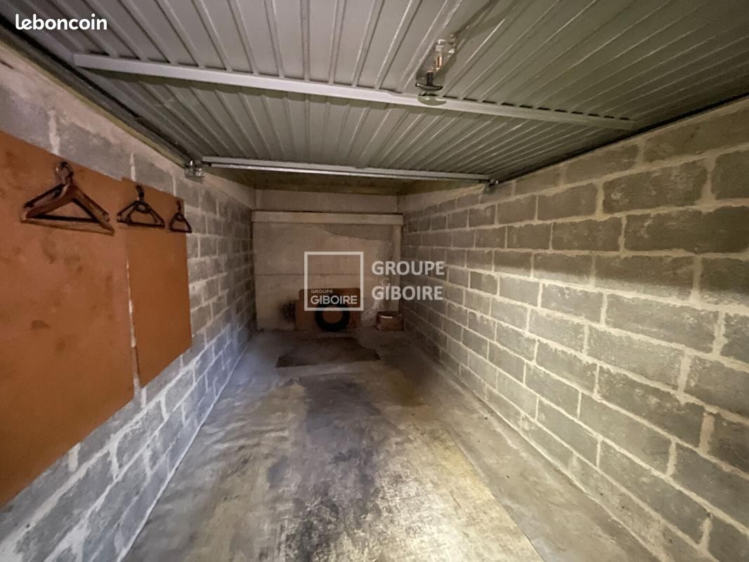 Garage/box Rennes · 22 000 €