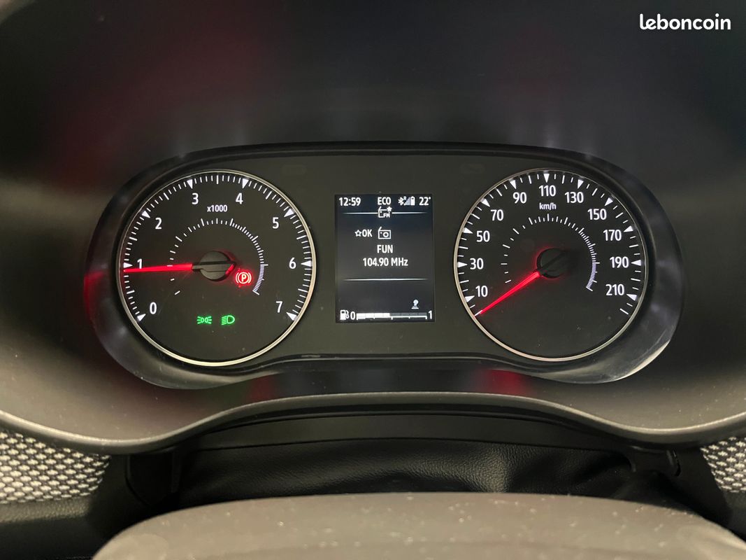 DACIA SANDERO STEPWAY 0.9 TCE 90 ESSENTIAL START-STOp (image 13)