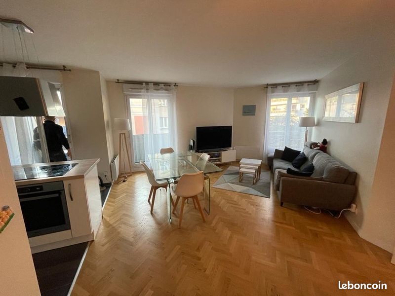 Appartement 3 pièces 60 m² · à Saint-Maurice · 60 m² · 1 635 €