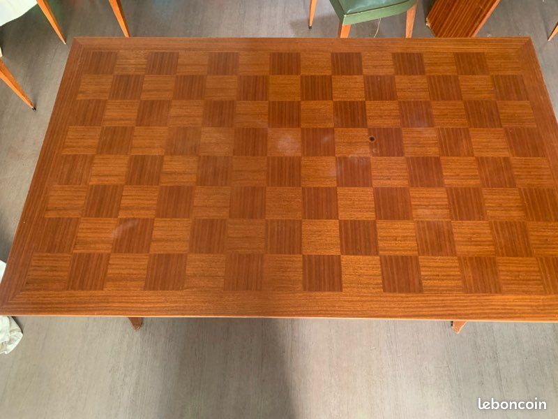 Table avec rallonges : plateau et rallonge en bois (image 1)