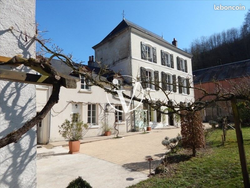 Maison 10 pièces 247 m² · à Vendôme · 247 m² · 571 450 €