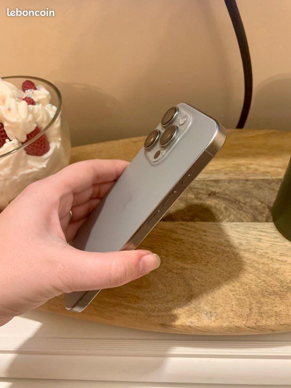 IPhone 16 Pro (image 5)