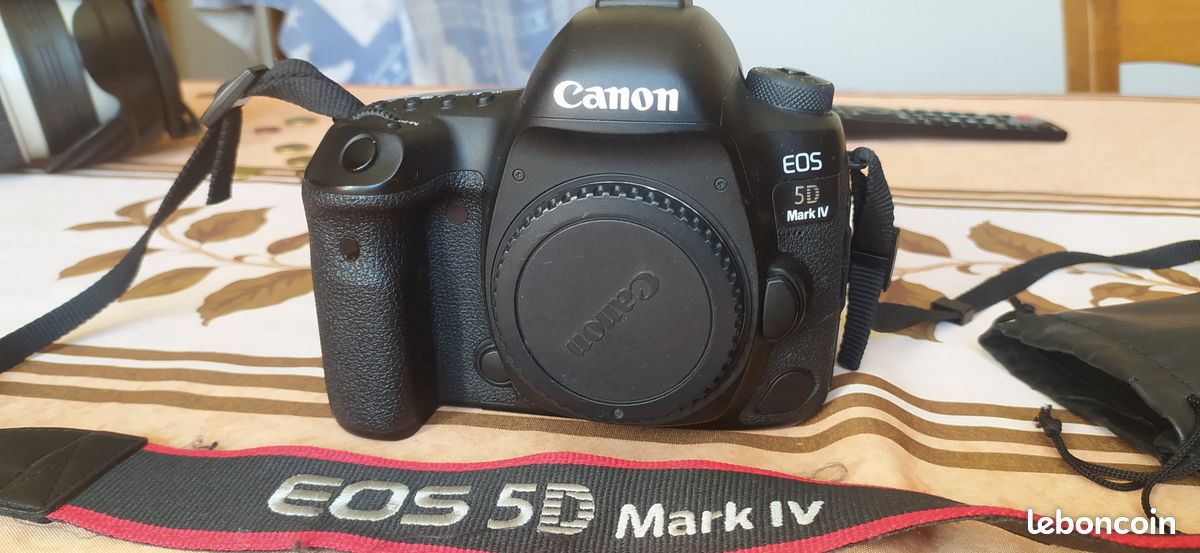 Canon EOS mark IV (image 1)