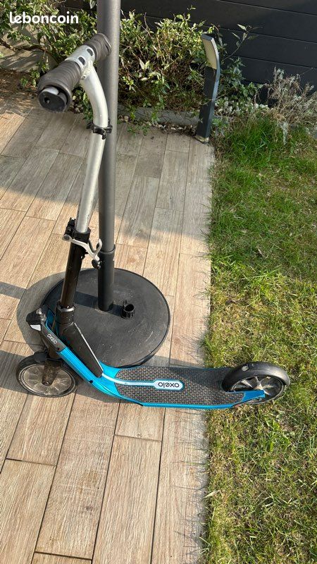 Trottinette Adulte Oxelo Pliable - Bon état - Bleue - Décathlon