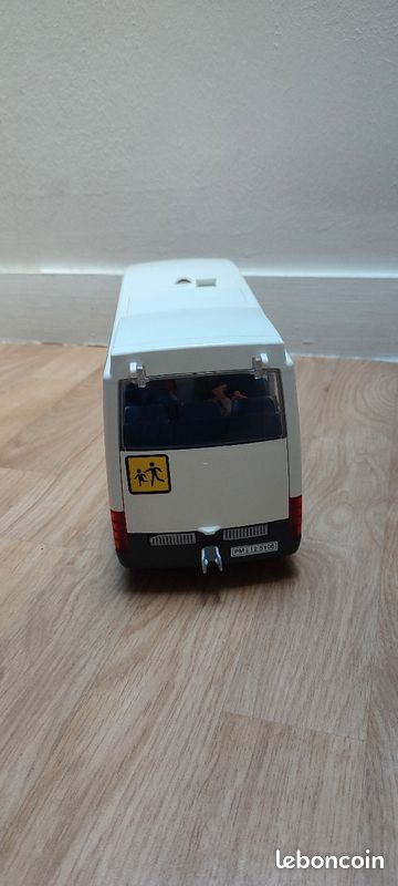 Bus + arrêt + panneaux playmobil (image 4)