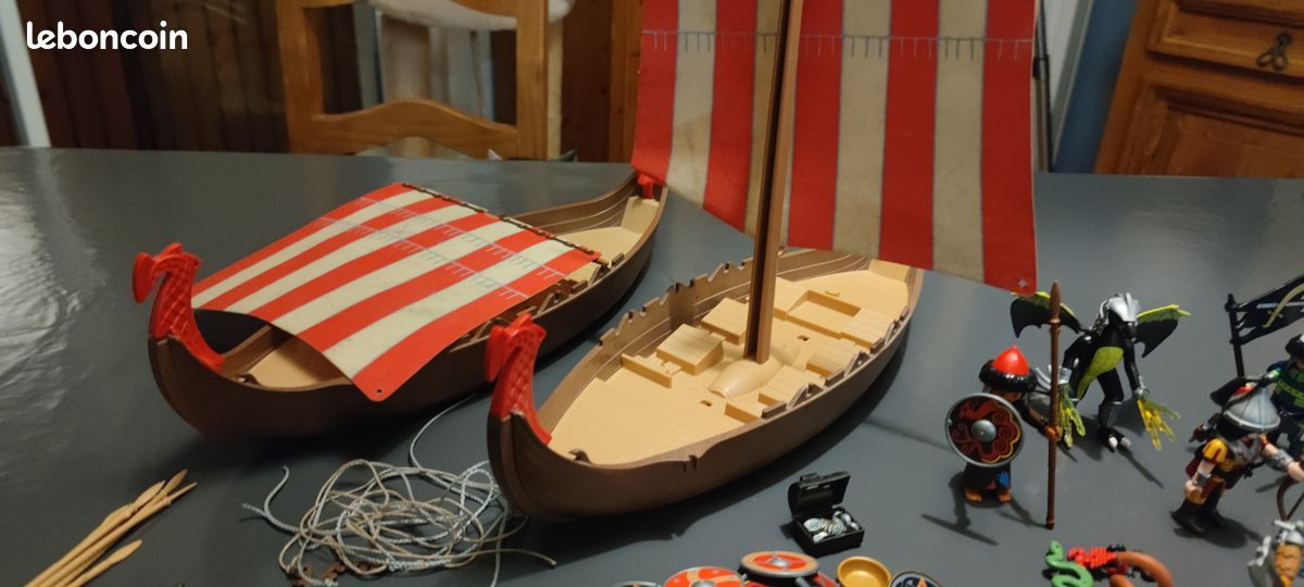 Lots Playmobil viking personnage accessoires (image 2)