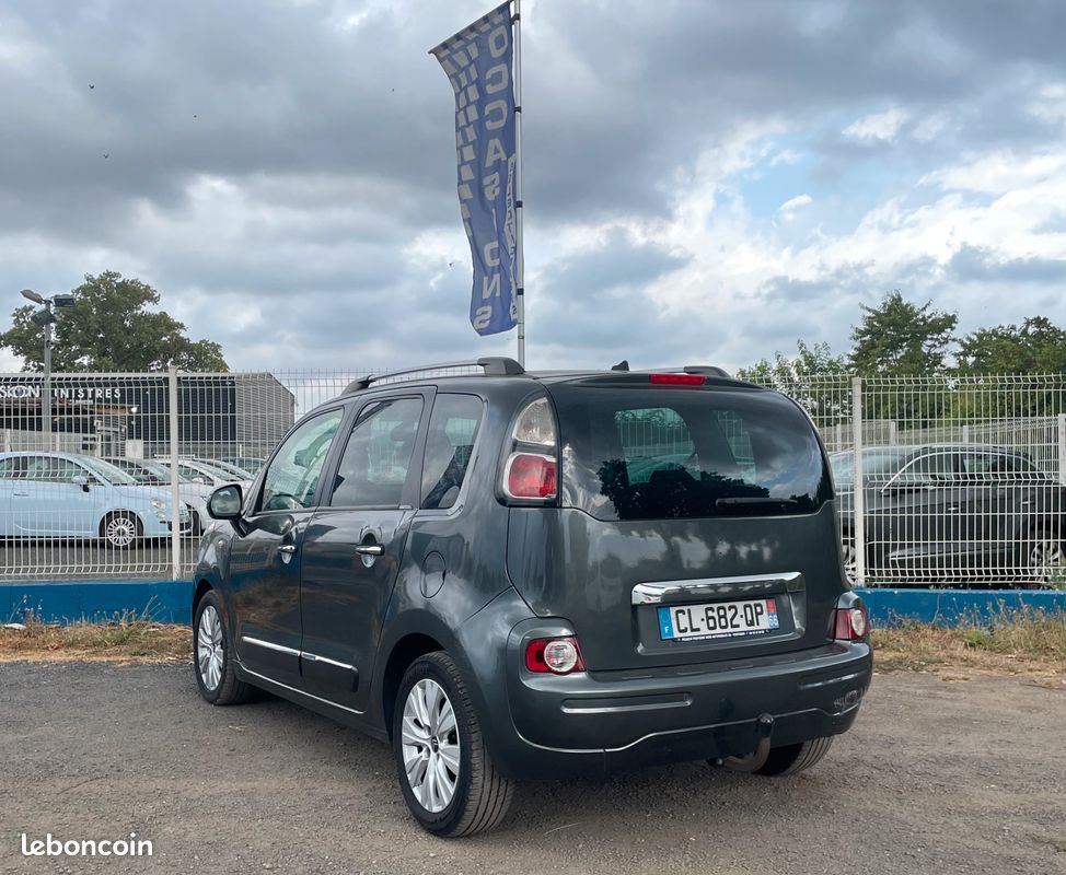 CITROEN C3 PICASSO 1.6 HDi 90 BVMP6 Confort (image 4)